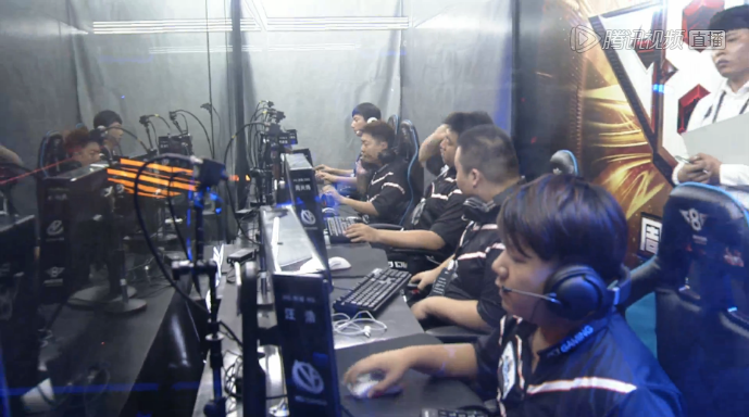 2024行业研究：女性博彩成瘾率上升——解析社交棋牌App如何精准捕捉女性心理。（2024行业洞察：女性博彩成瘾率上扬，解读社交棋牌App如何精准触达女性心理）