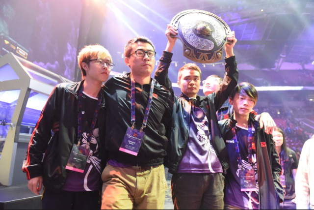 庄家胜率高吗？深度拆解牛牛规则中庄闲的概率偏差。（庄家胜率真的更高？深度解析牛牛规则里的庄闲概率偏差）