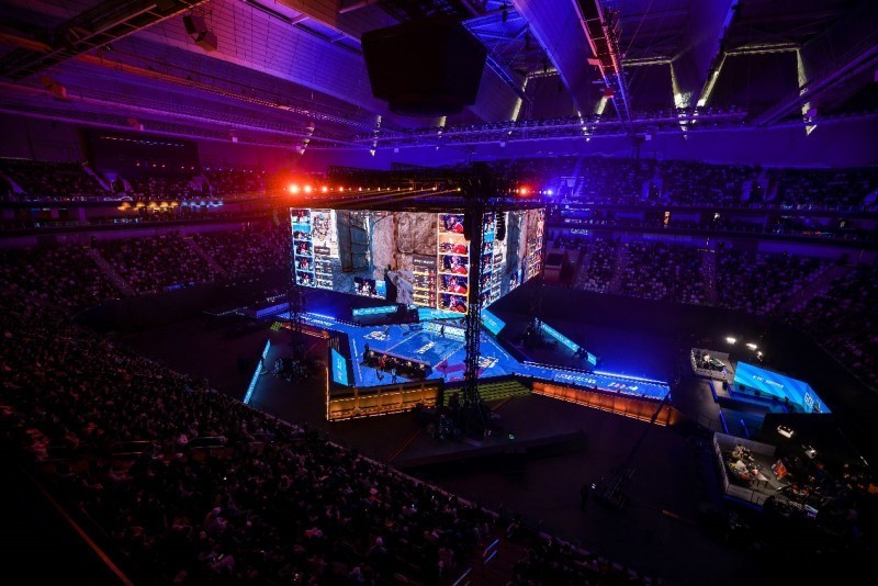 Invictus Gaming 官方：打野选手 glfs 今天离开了团队，成为自由球员